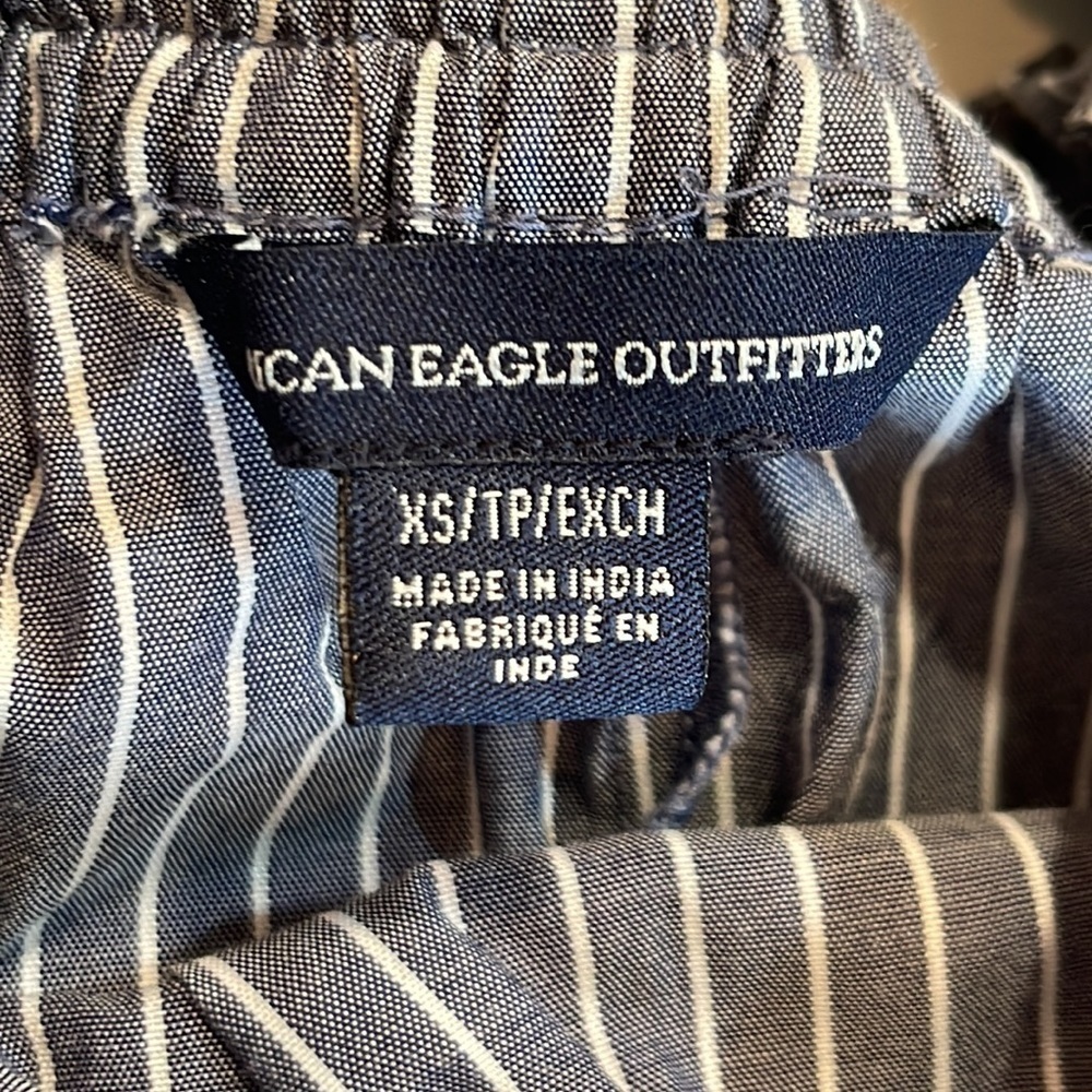 🎈AMERICAN EAGLE off shoulder striped embroidered floral top Size XS - Picture 7 of 16